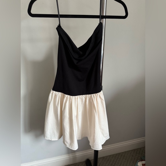 Black Strapless Dress - Picture 4 of 6